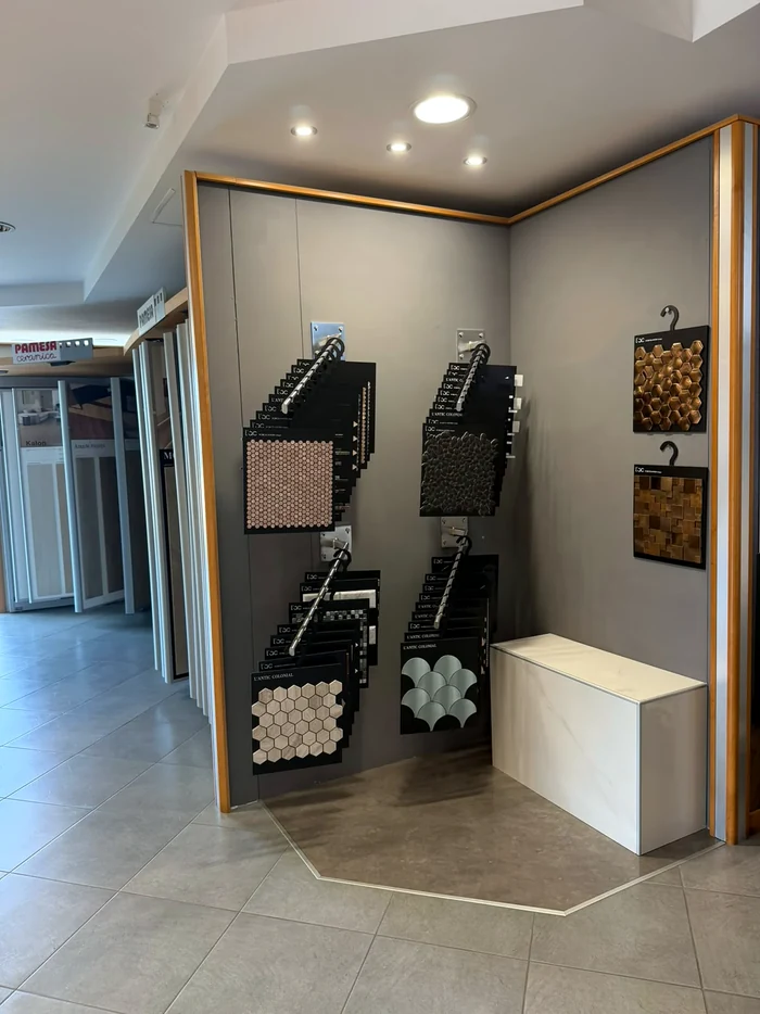 Espositore mosaici