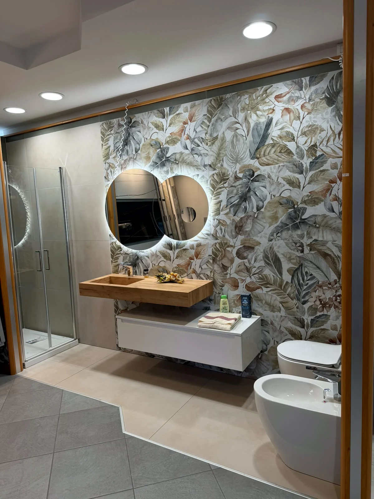 Ambiente bagno con doccia